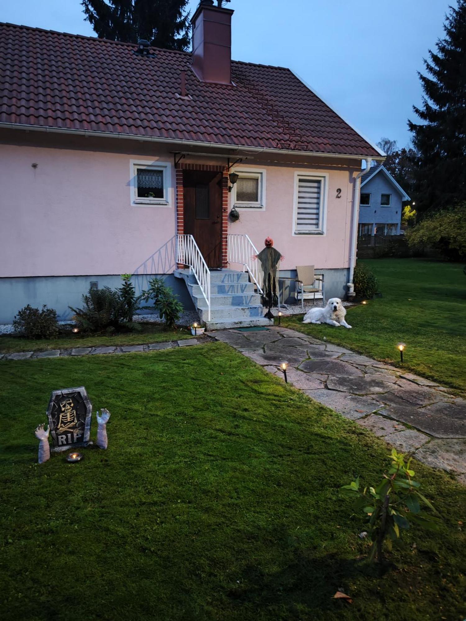 Hela Boendet Uthyres Överlida Exterior foto